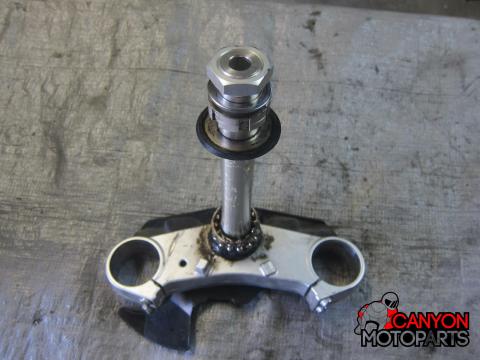 08-16 Yamaha YZF R6 Lower Triple Tree with Steering Stem | Canyon Moto ...