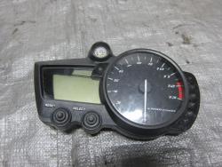 02-03 Yamaha R1 Gauge Cluster (21,889 miles)