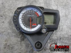 08-09 Suzuki GSXR 600 750 Gauge Cluster (575 Miles)