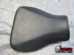 07-08 Honda CBR 600RR Front Seat 