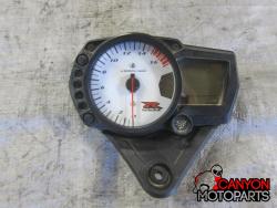 06-07 Suzuki GSXR 600 750 Gauge Cluster (11,877 miles)