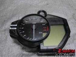 09-12 Yamaha YZF R1 Gauge Cluster (4,326 miles)