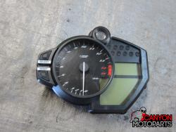 09-14 Yamaha YZF R1 Gauge Cluster (2,921 miles)