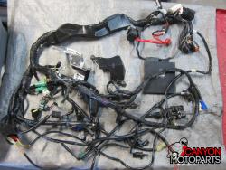 09-14 Yamaha YZF R1 Aftermarket YEC Race Wire Harness and ECU