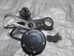 04-05 Kawasaki ZX10R Lock Set 